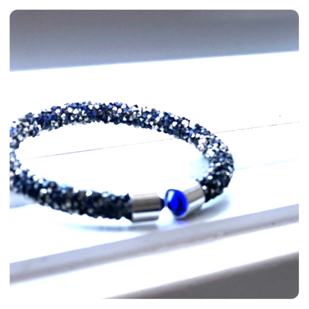 Crystal bangle